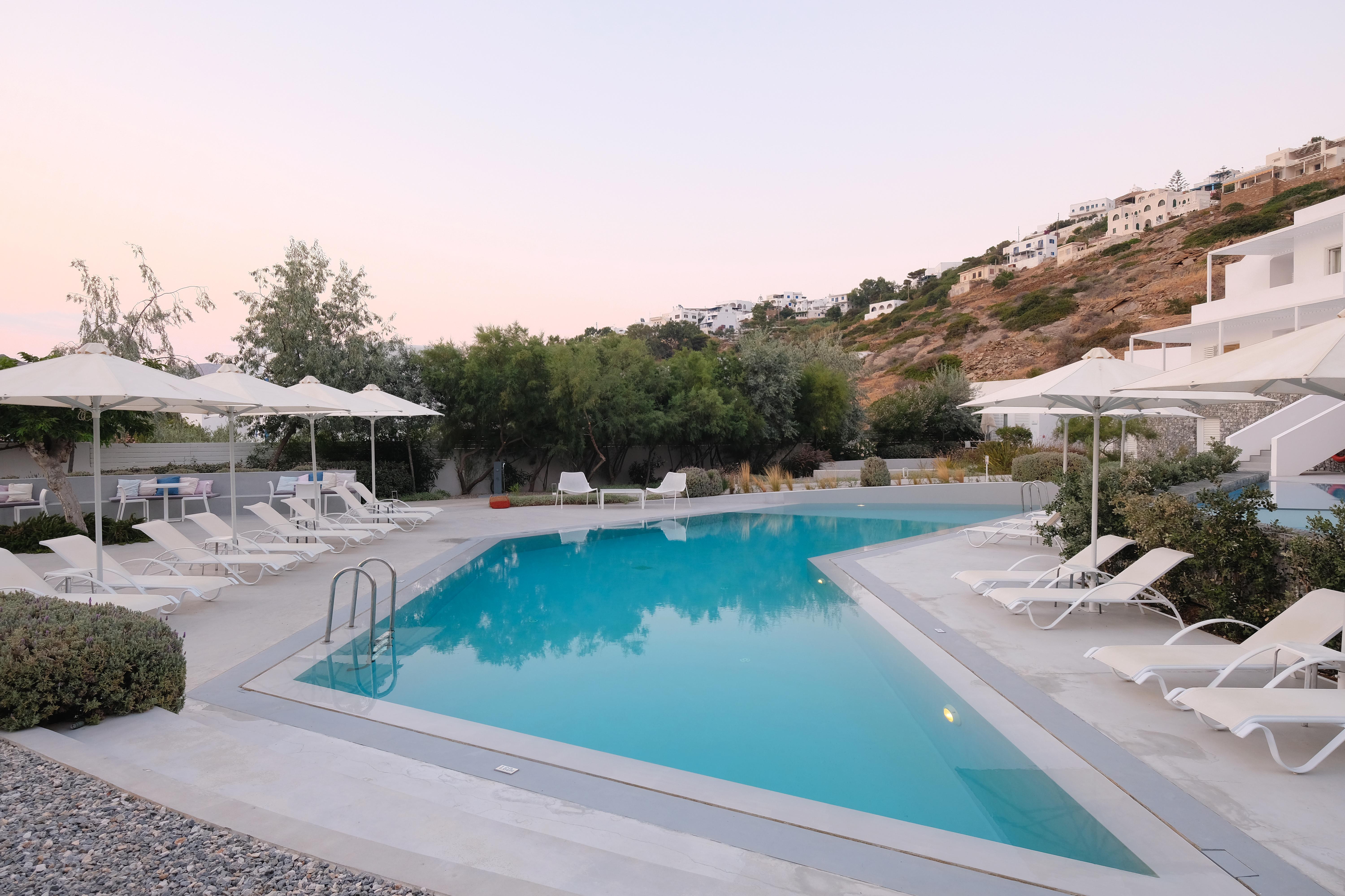 Relux Hotel