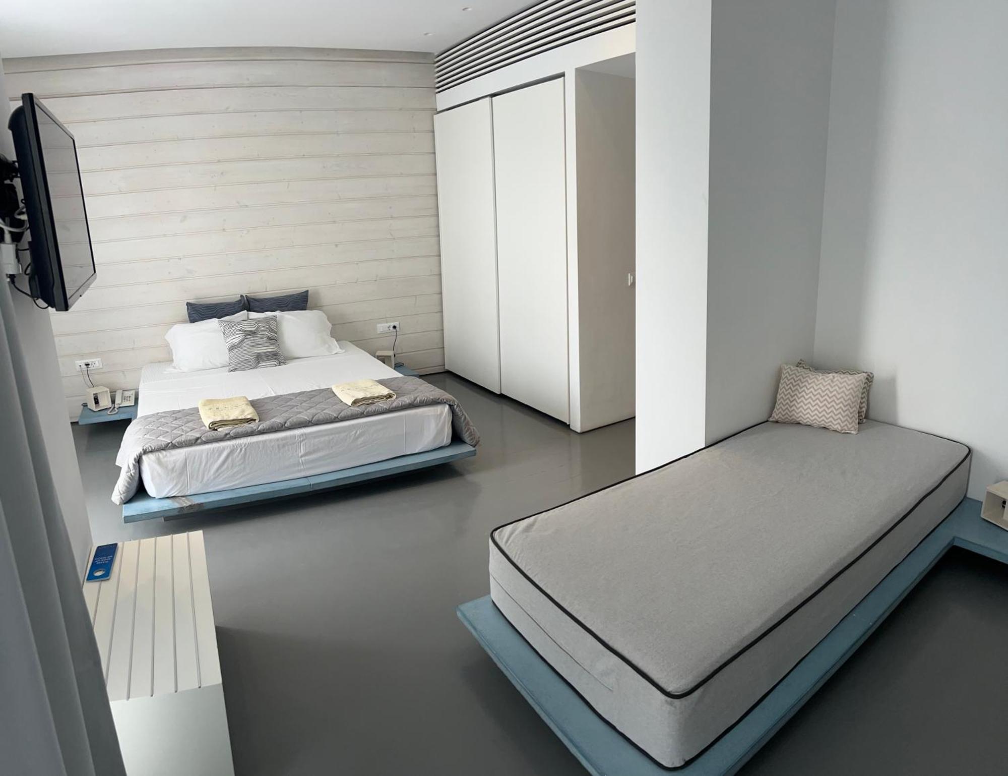 Relux Hotel 4*